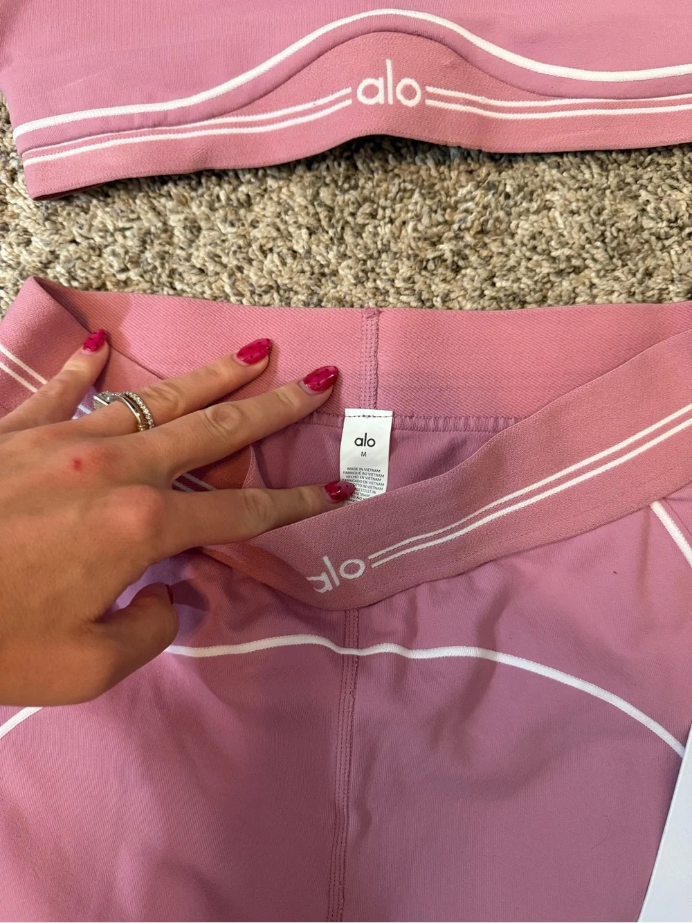 ALO Yoga Women's Heart Throb Sports Bra & Legging Set